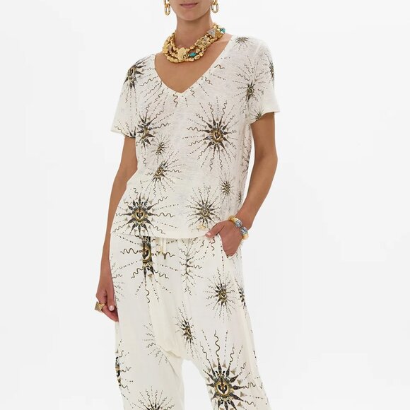 Relaxed V-Neck Tee Shirt in "Goddess Energy" - Picture 3 of 8